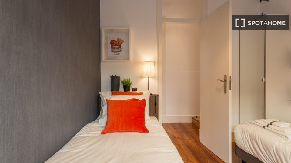 Apartment Lisbon, 3 beds — photo 7