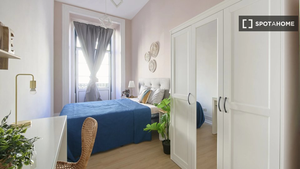 Double room Lisbon, 9 beds — photo 1