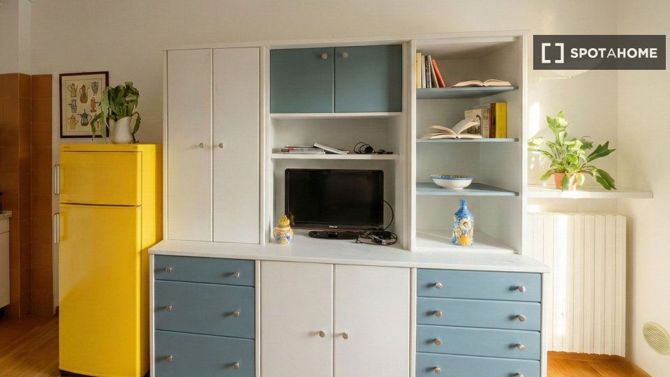 Apartment Milan, 1 bed, 48m² — photo 28