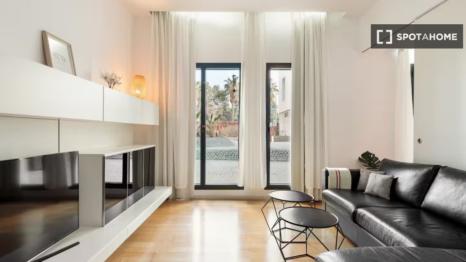 Apartment mono Barcelona, 45m² — photo 1