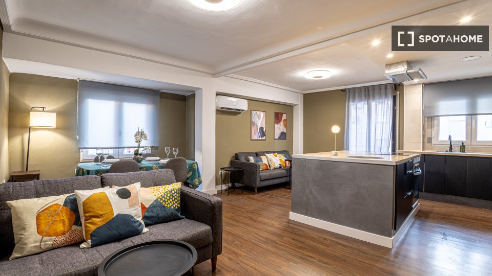 Apartment Valencia, 2 beds, 83m² — photo 62