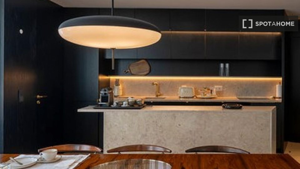 Apartment Lisbon, 2 beds, 101m² — photo 4