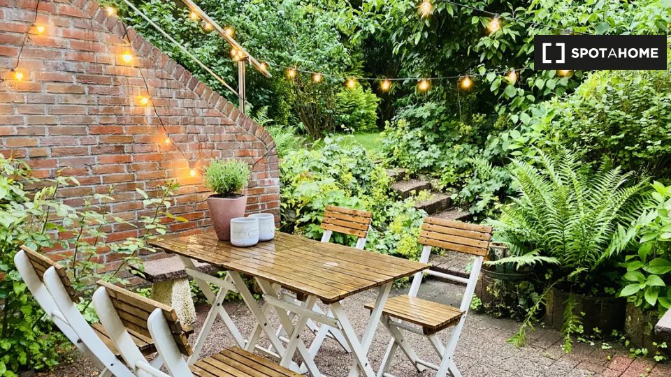 Apartment Hamburg, 2 beds, 94m² — photo 11