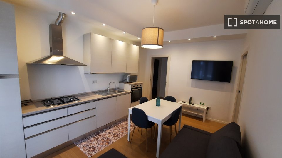 Apartment Milan, 2 beds, 70m² — photo 3