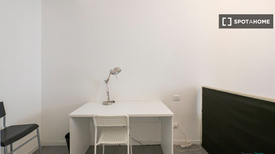 Double room Milan, 12 beds — photo 1