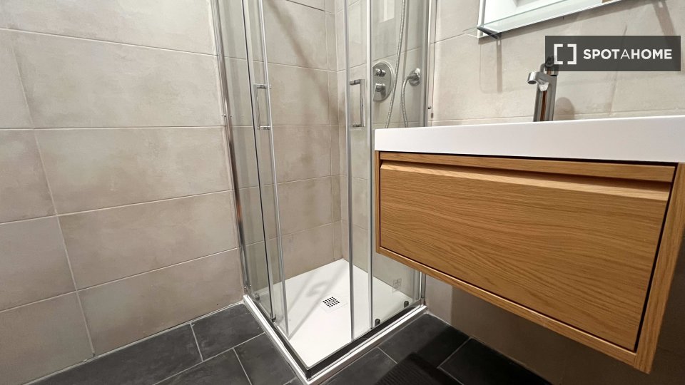 Double room Milan, 6 beds, 150m² — photo 10