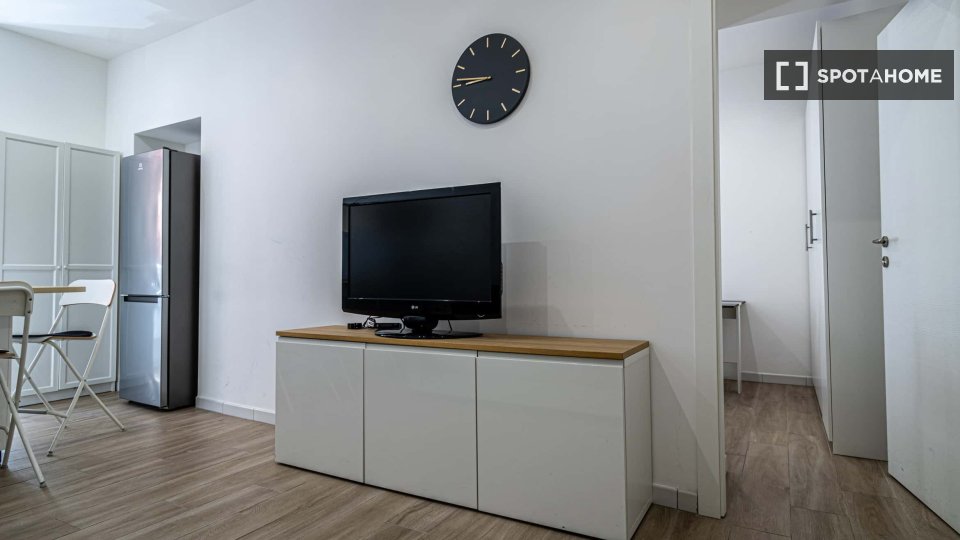 Apartment Rome, 1 bed, 65m² — photo 1