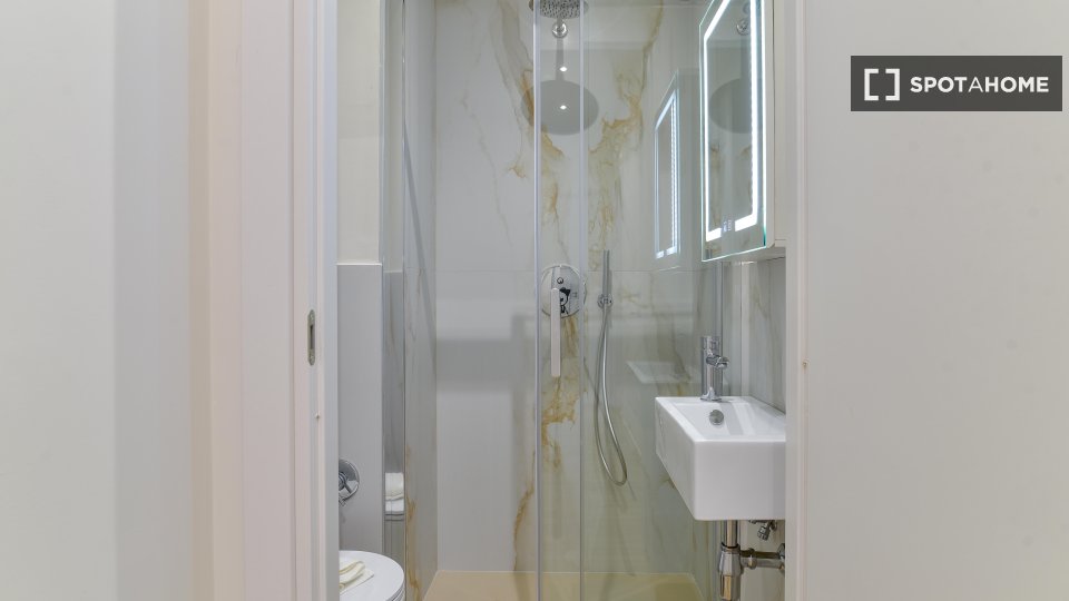 Double room Turin, 4 beds, 100m² — photo 16
