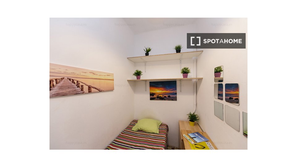 Double room Barcelona, 10 beds — photo 22