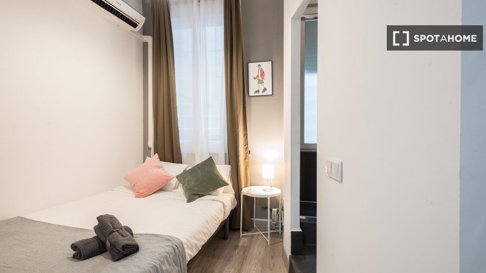 Apartment Madrid, 1 bed — photo 2