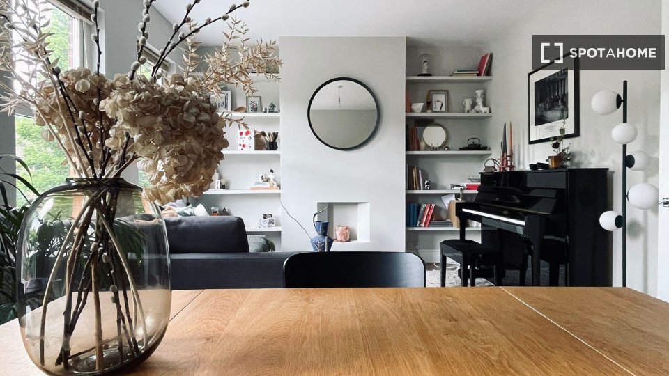 Apartment London, 2 beds, 70m² — photo 2