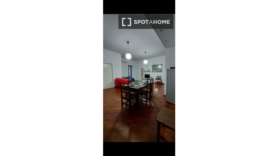 Double room Naples, 4 beds — photo 6