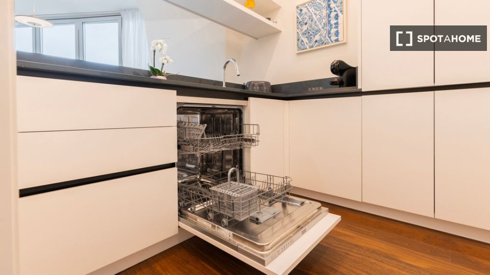 Apartment Lisbon, 2 beds — photo 6