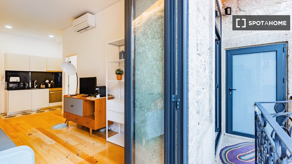 Apartment Porto, 1 bed — photo 2