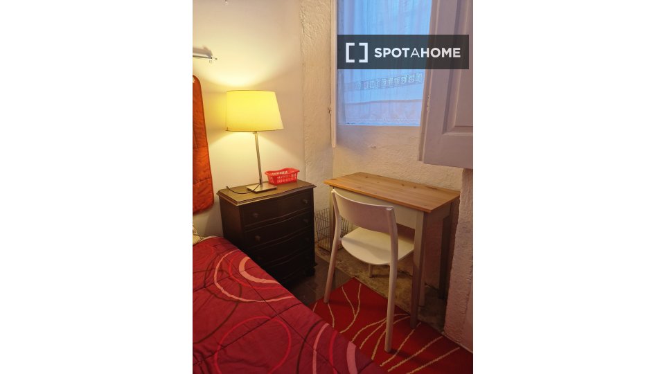 Double room Porto, 5 beds — photo 9
