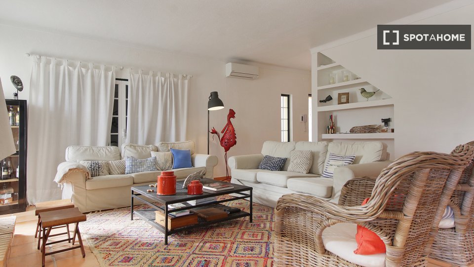 Apartment Lisbon, 4 beds, 215m² — photo 9