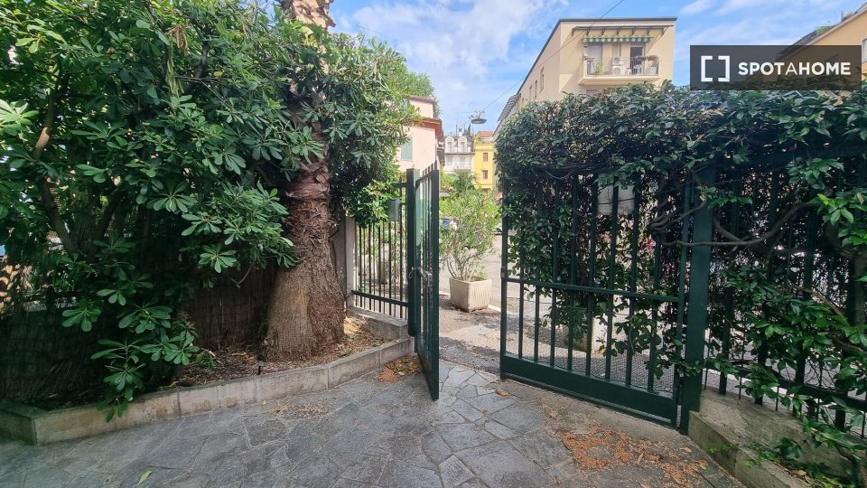 Appartamento Milano, 1 camera, 75m² — foto 11