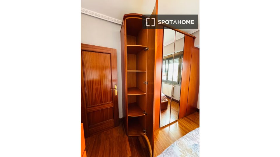 Apartment Bilbao, 2 beds, 80m² — photo 7