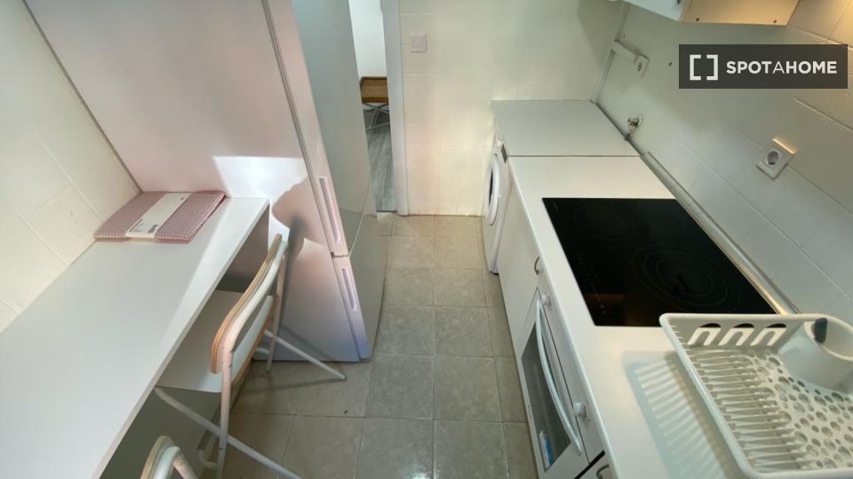 Double room Madrid, 4 beds — photo 2