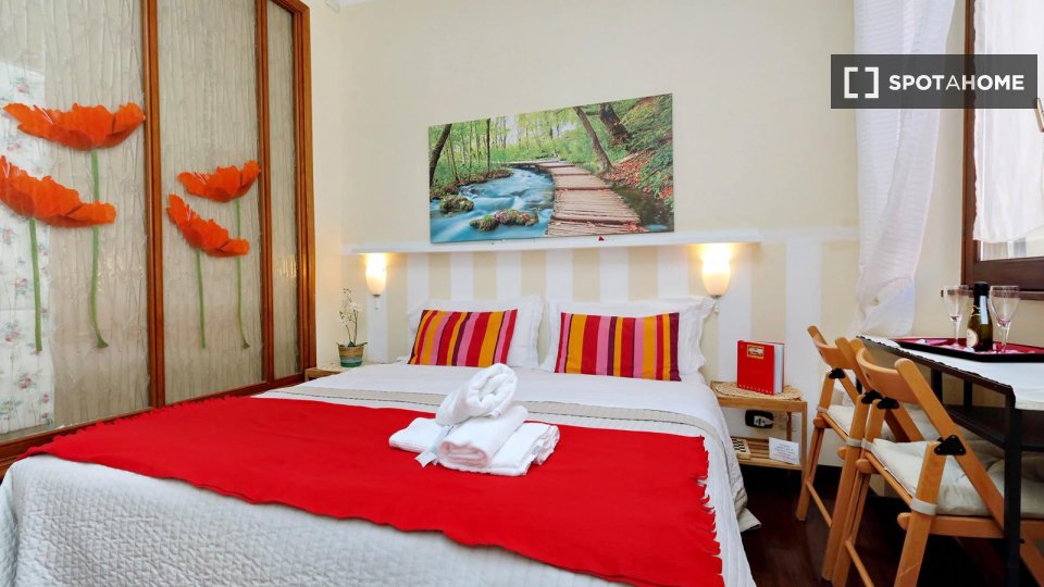 Double room Rome, 3 beds — photo 35