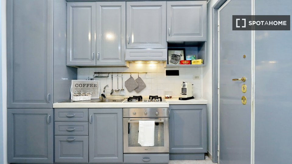 Apartment Rome, 1 bed, 45m² — photo 15