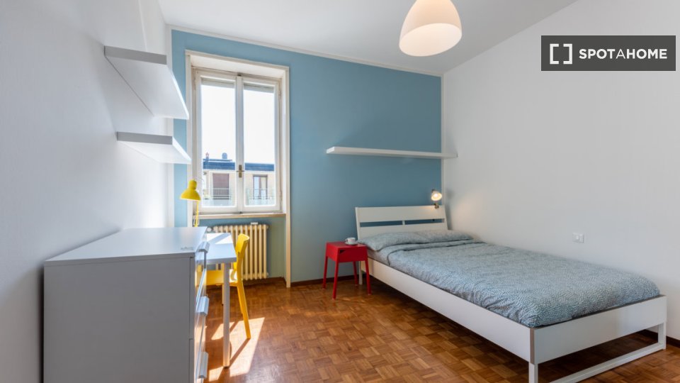 Double room Milan, 3 beds, 91m² — photo 10