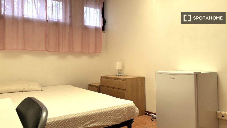 Double room Rome, 33 beds — photo 44