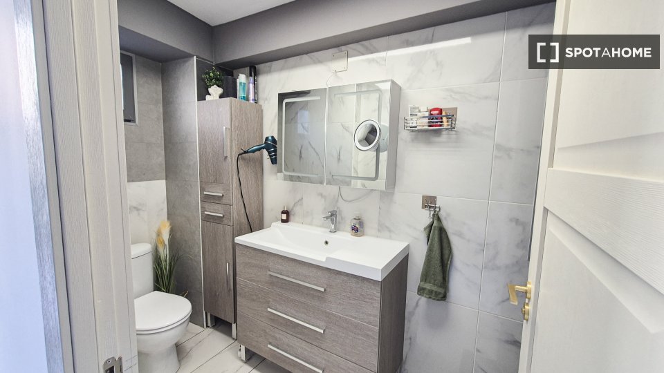 Apartment Alicante, 3 beds, 125m² — photo 15