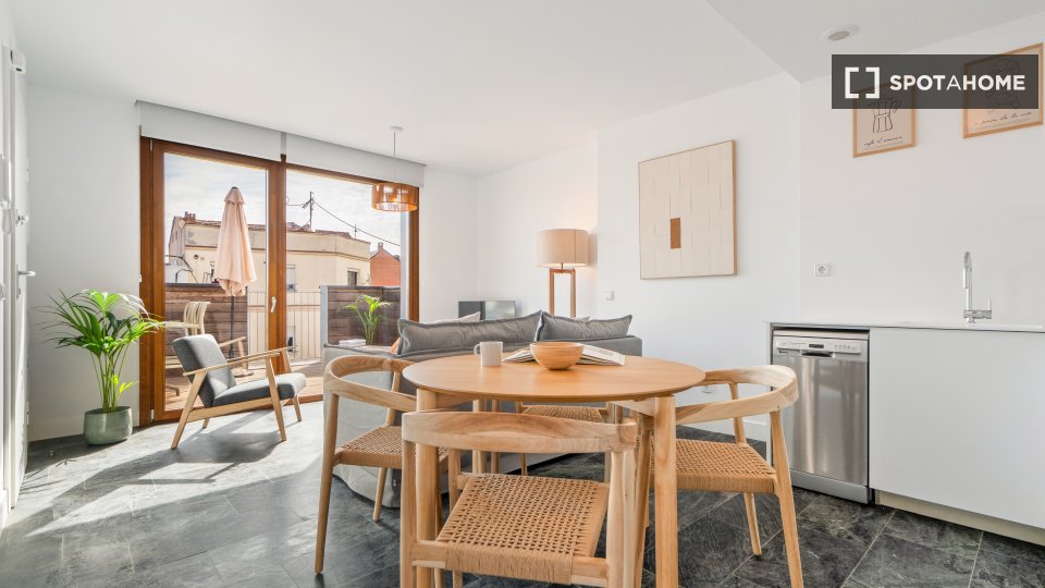 Apartment Madrid, 2 beds, 60m² — photo 10