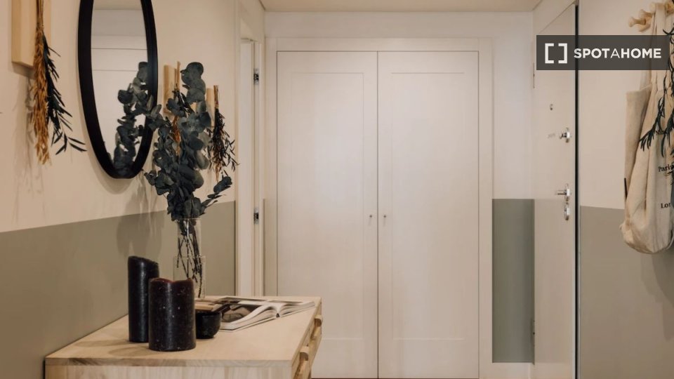 Apartment Lisbon, 2 beds — photo 18