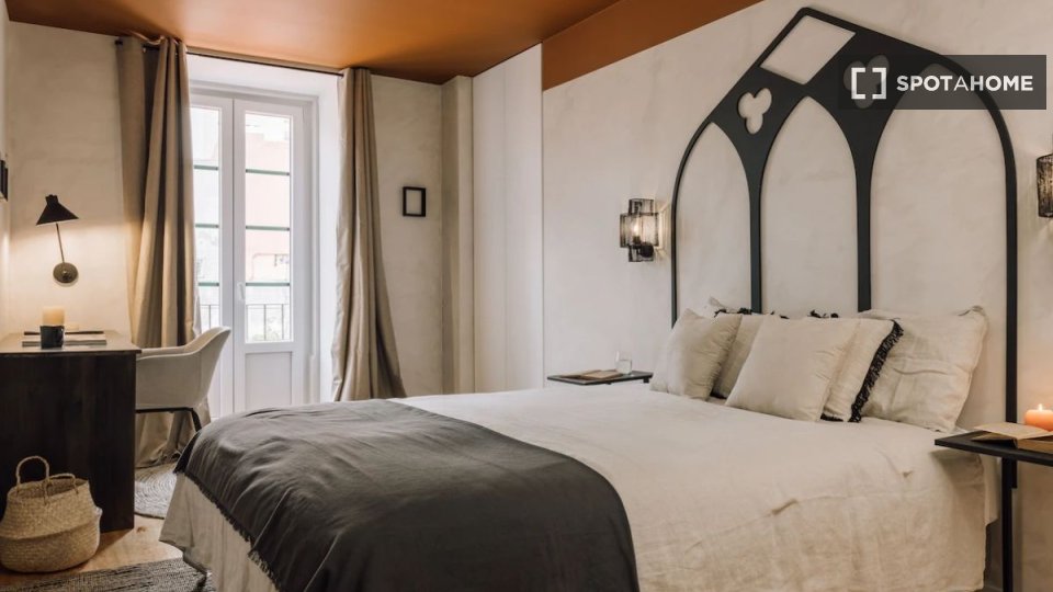 Apartment Lisbon, 2 beds — photo 14