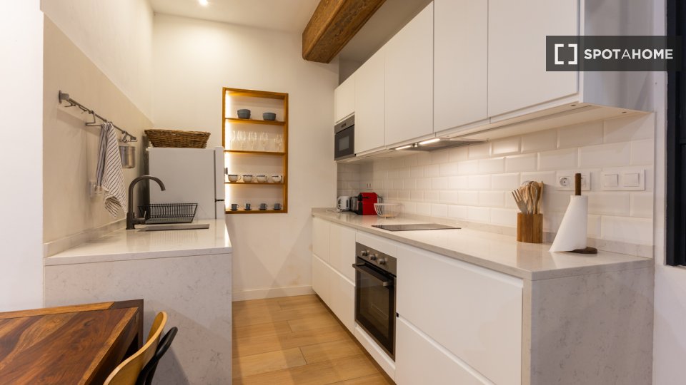 Apartment Valencia, 2 beds, 90m² — photo 16