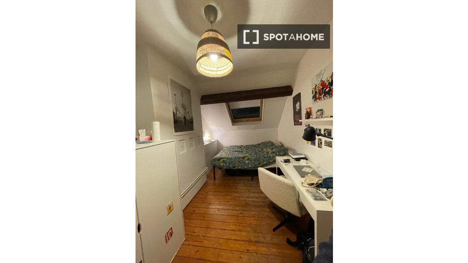 Double room Brussels, 8 beds, 260m² — photo 60