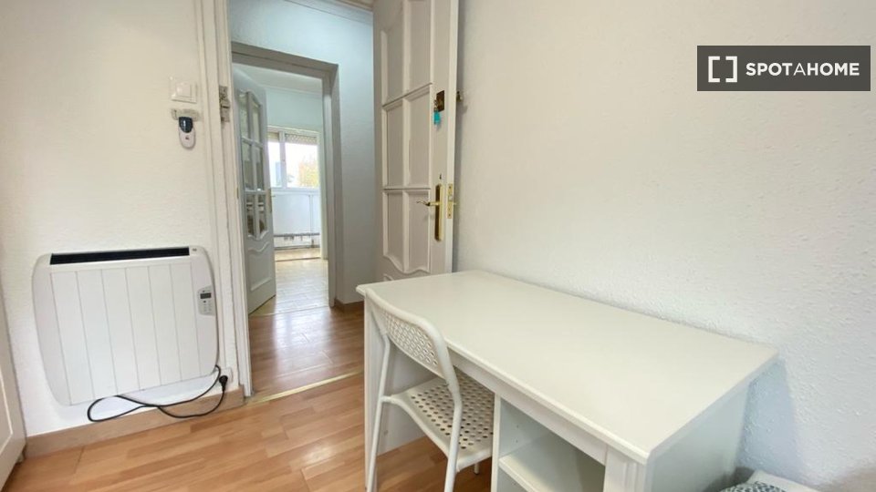 Double room Madrid, 4 beds — photo 5