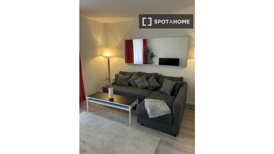 Apartment Munich, 2 beds — photo 2