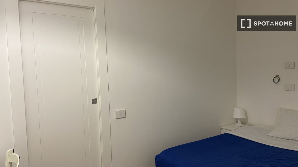 Double room Rome, 3 beds, 140m² — photo 4
