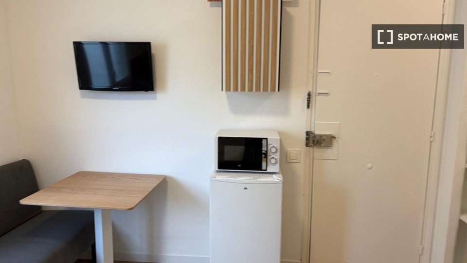 Apartment mono Barcelona, 27m² — photo 3