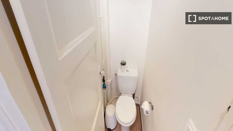 Double room Paris, 5 beds, 80m² — photo 5