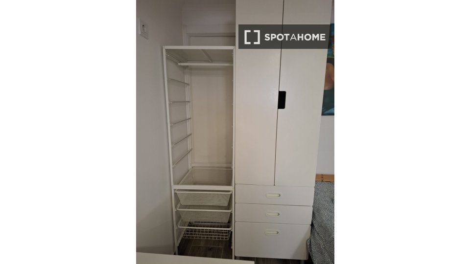 Apartment mono Lisbon, 20m² — photo 25