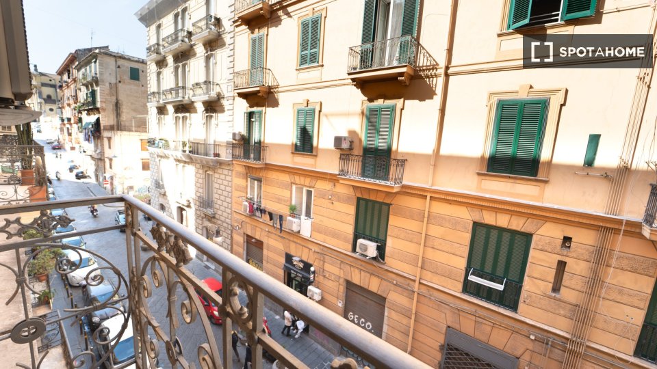 Apartment Naples, 3 beds — photo 13