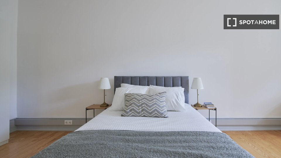 Double room Lisbon, 10 beds — photo 12
