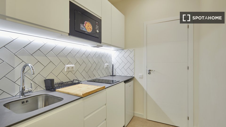 Apartment mono Barcelona, 30m² — photo 4