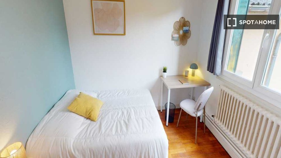 Double room Lyon, 4 beds, 80m² — photo 15