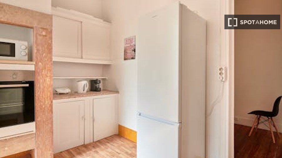 Double room Lisbon, 4 beds — photo 1