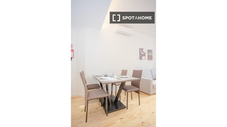 Apartment Porto, 1 bed, 52m² — photo 14