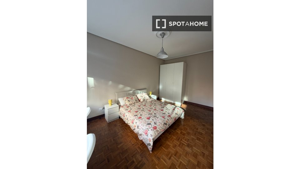 Camera doppia Bilbao, 4 camere, 85m² — foto 4