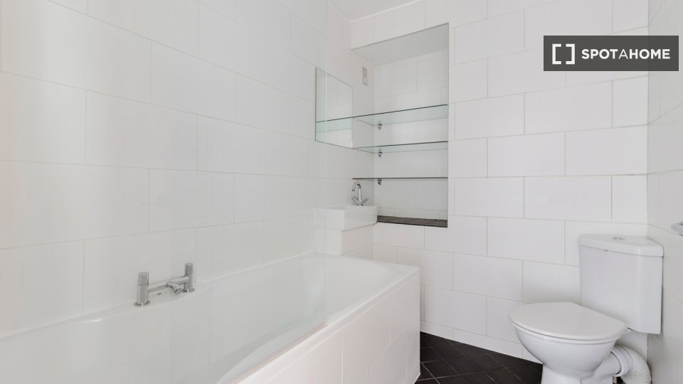 Apartment London, 2 beds — photo 1
