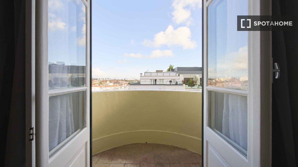 Double room Lisbon, 7 beds — photo 35