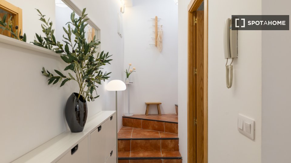 Apartment Madrid, 1 bed, 28m² — photo 2