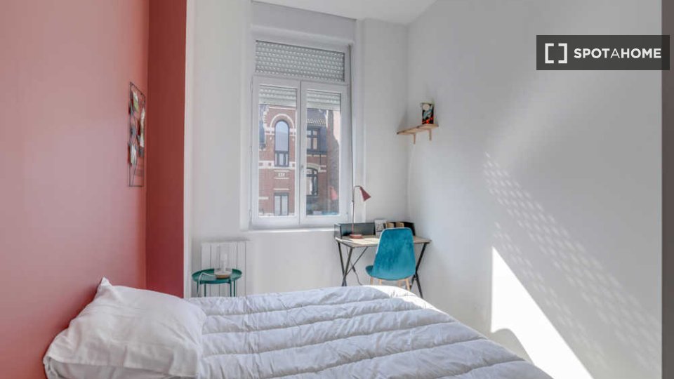 Double room Lille, 15 beds, 260m² — photo 3